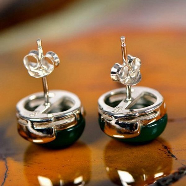 Silver Plated Lady Round Green Agate Earrings Elegant Gemstone Ear Stud Chinese Style for Women