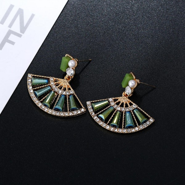 Fashion Fan Shape Crystal Drop Earring Elegant Rhinestones Dangle Earring Jewelry for Women